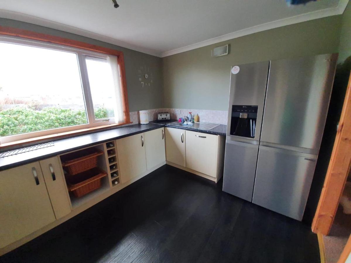 Taigh Nam Piobaireach Apartment Balivanich ภายนอก รูปภาพ